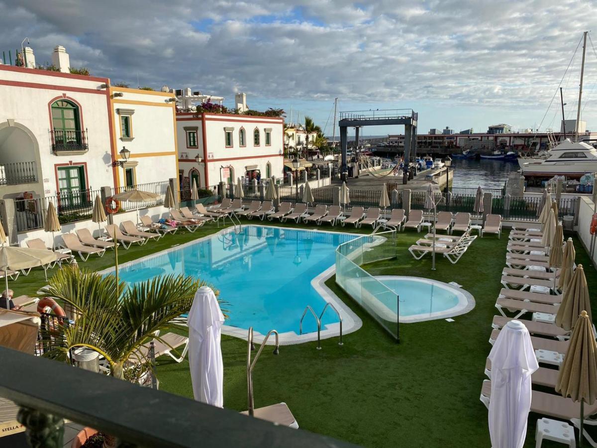 Billy'S Beachfront Apartment With Pool Access Пуэрто-де-Моган Экстерьер фото